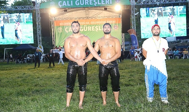 62. Geleneksel Tarihi Çalı Güreşleri'nin başpehlivanı Enes Doğan