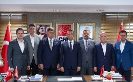 CHP Genel Başkanı Özgür Özel İzmir'e geldi
