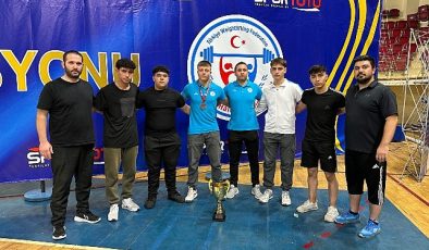 Halterde, Avrupa Şampiyonluğu, Dünya ikinciliği ve çok sayıda Türkiye Şampiyonluğu dereceleri elde eden Nevşehir Belediyesi Halter takımı, Gençler Kulüpler Türkiye Şampiyonası'nda takım halinde altıncı oldu